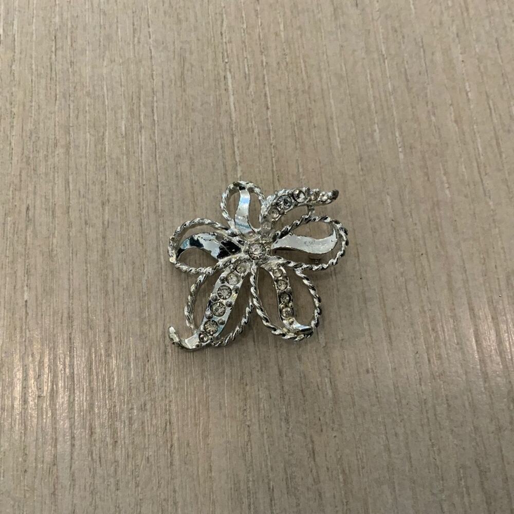 Vintage Brooch